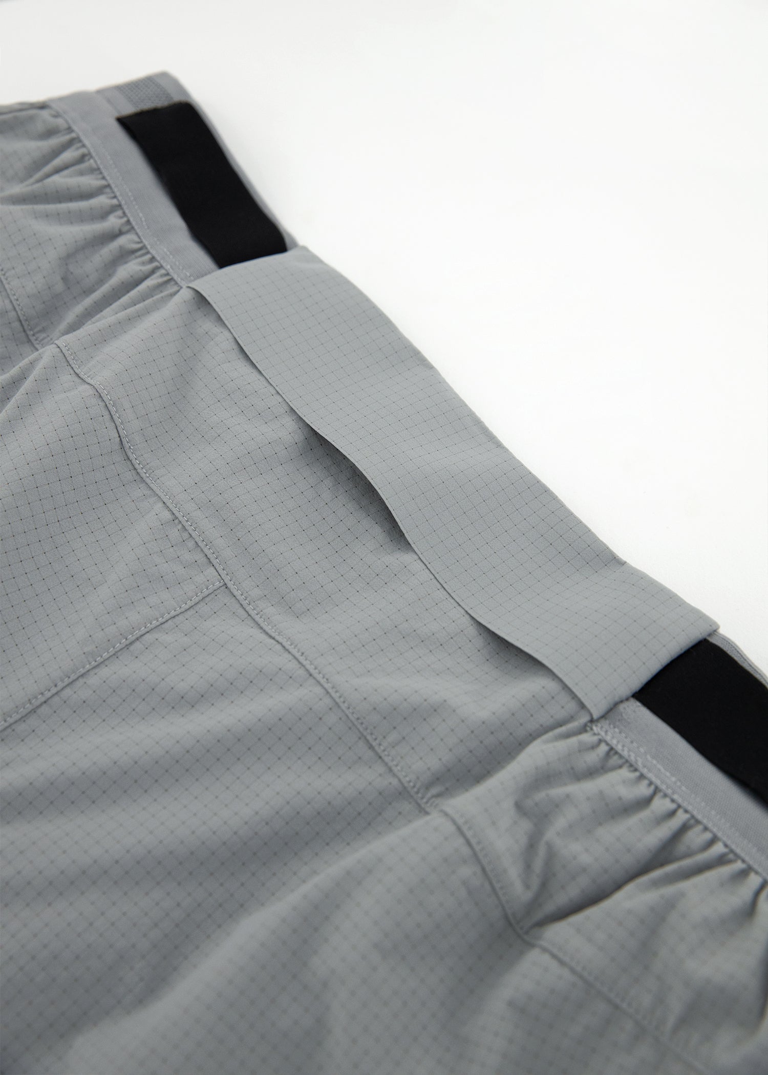 Men's Pace Short (5") - Platinum