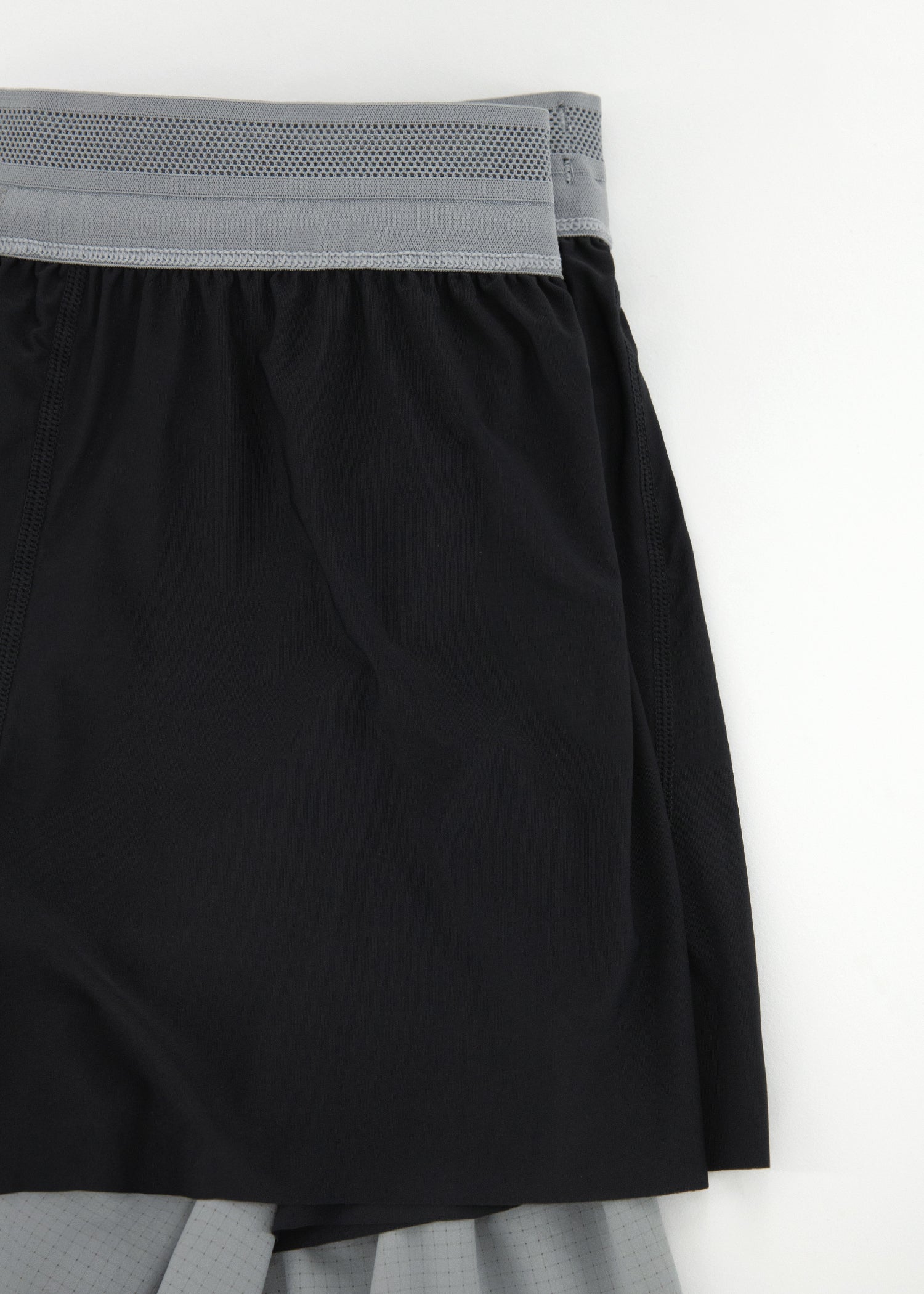 Men's Pace Short (5") - Platinum
