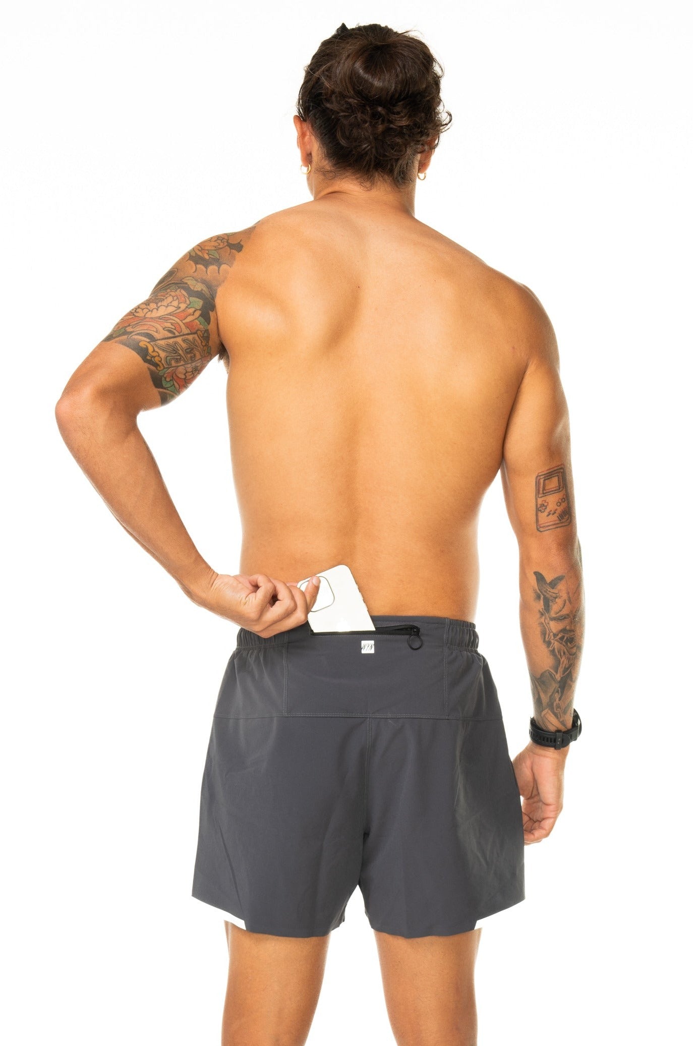 WYN active noosa 2.0 run short (5")- charcoal