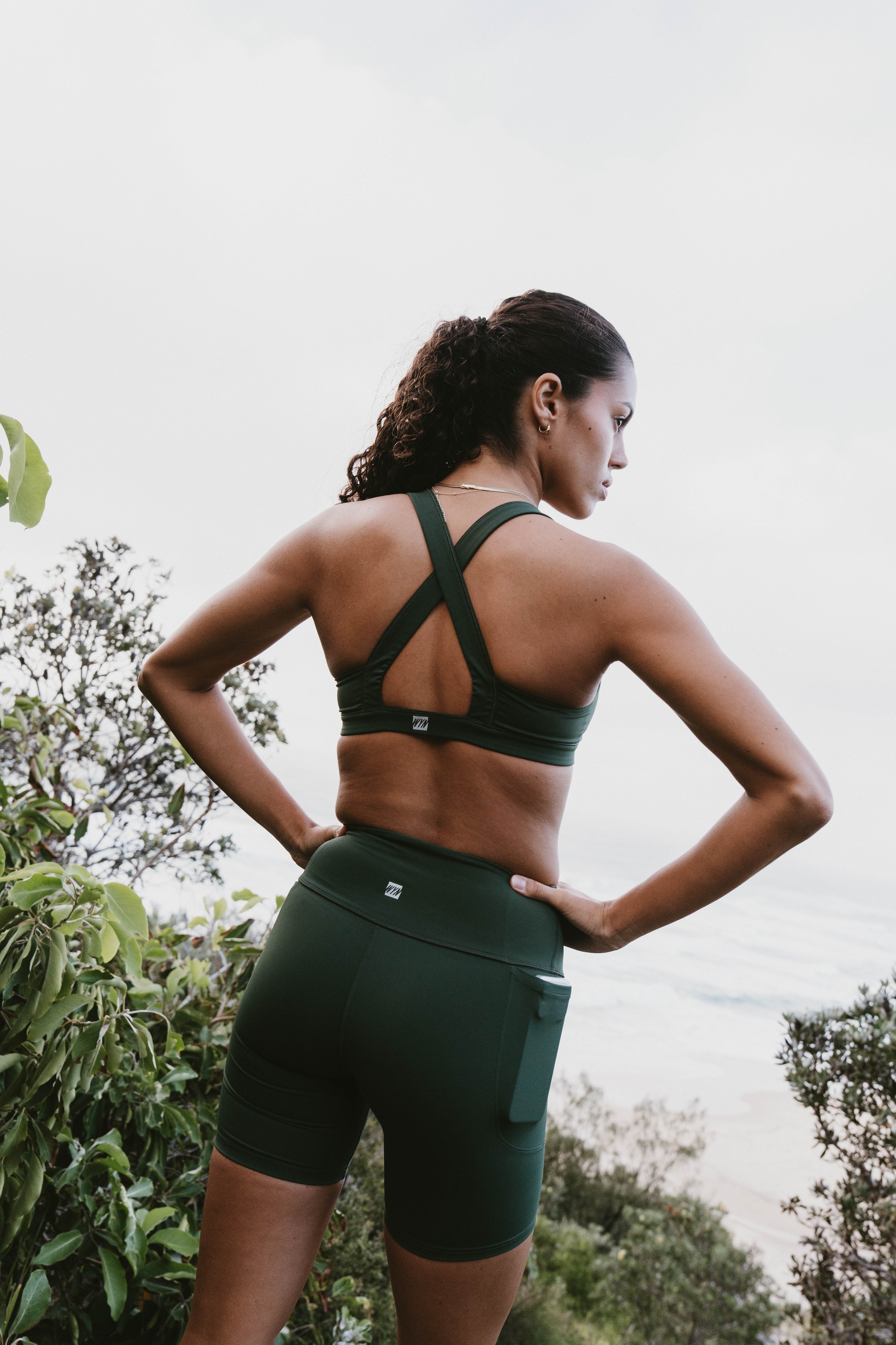 Women's Stride Shorts 6" - Evergreen