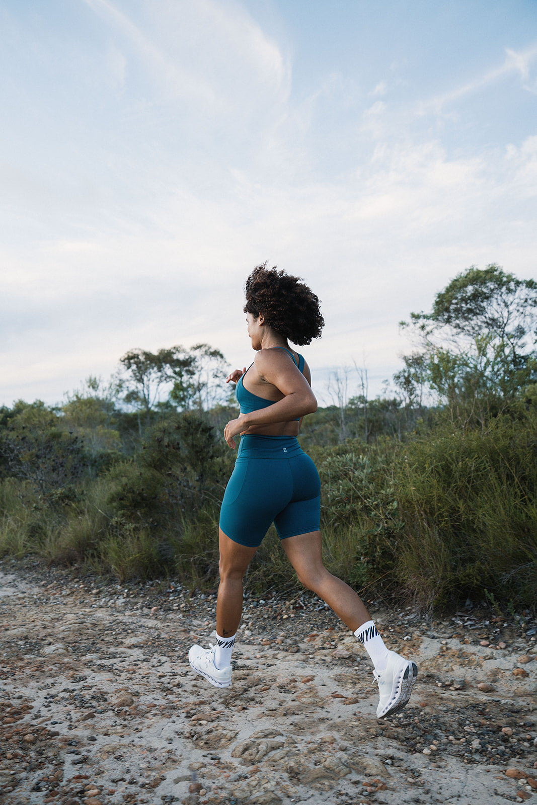 Women's Stride Shorts 6" - Jade