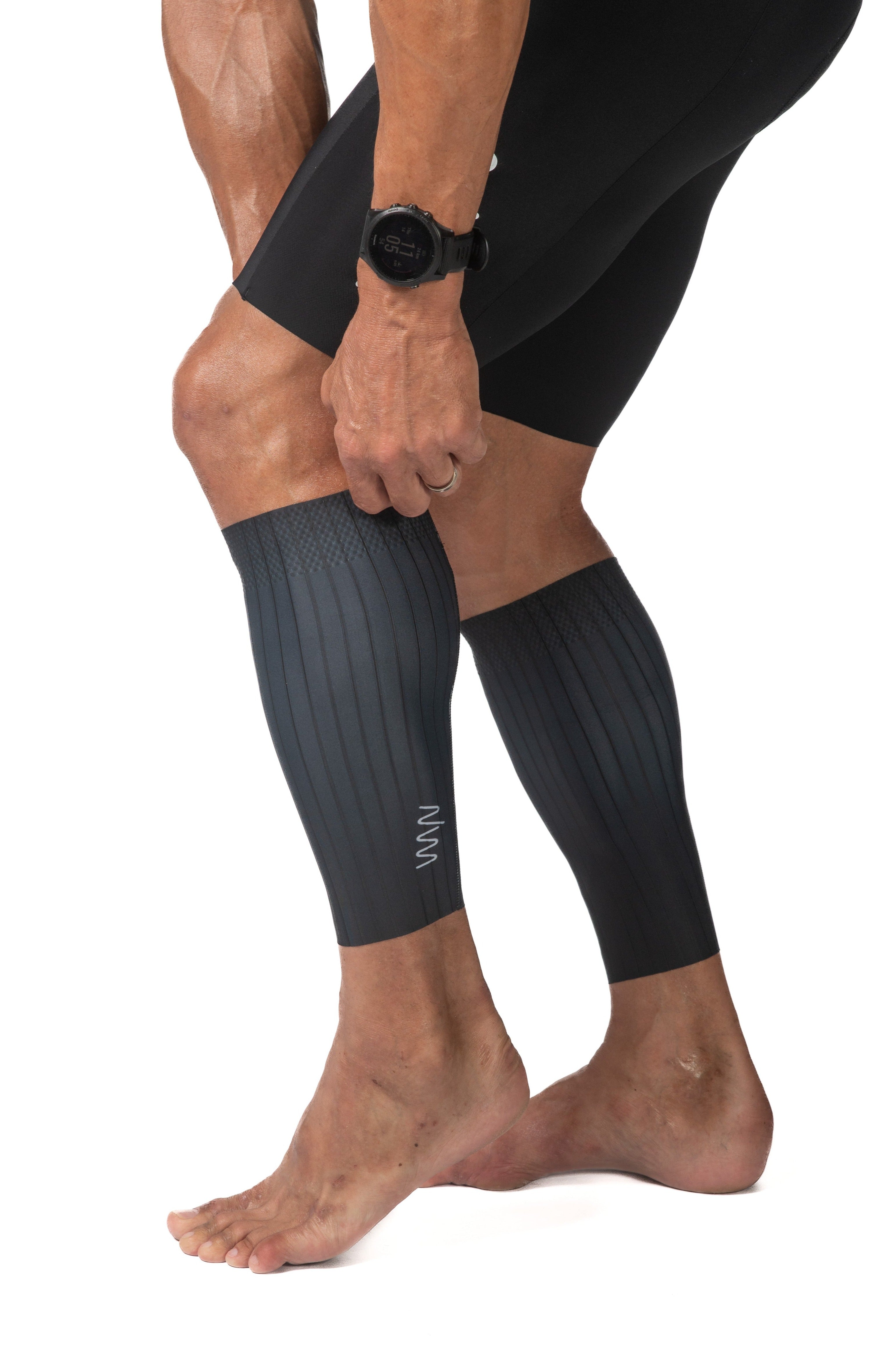 Unisex Aero Calf Sleeves - Black