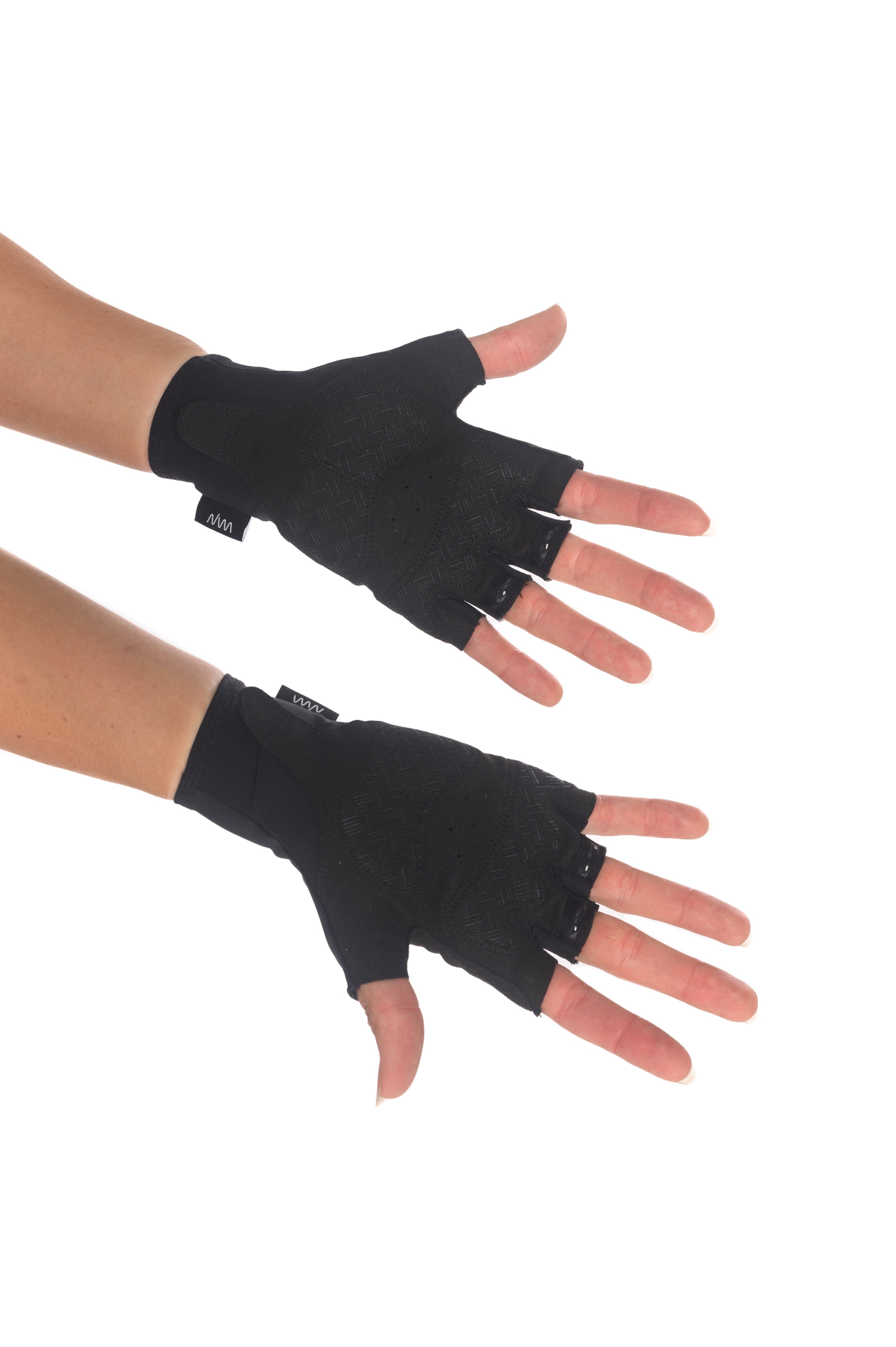 Essentials TT Gloves- Black