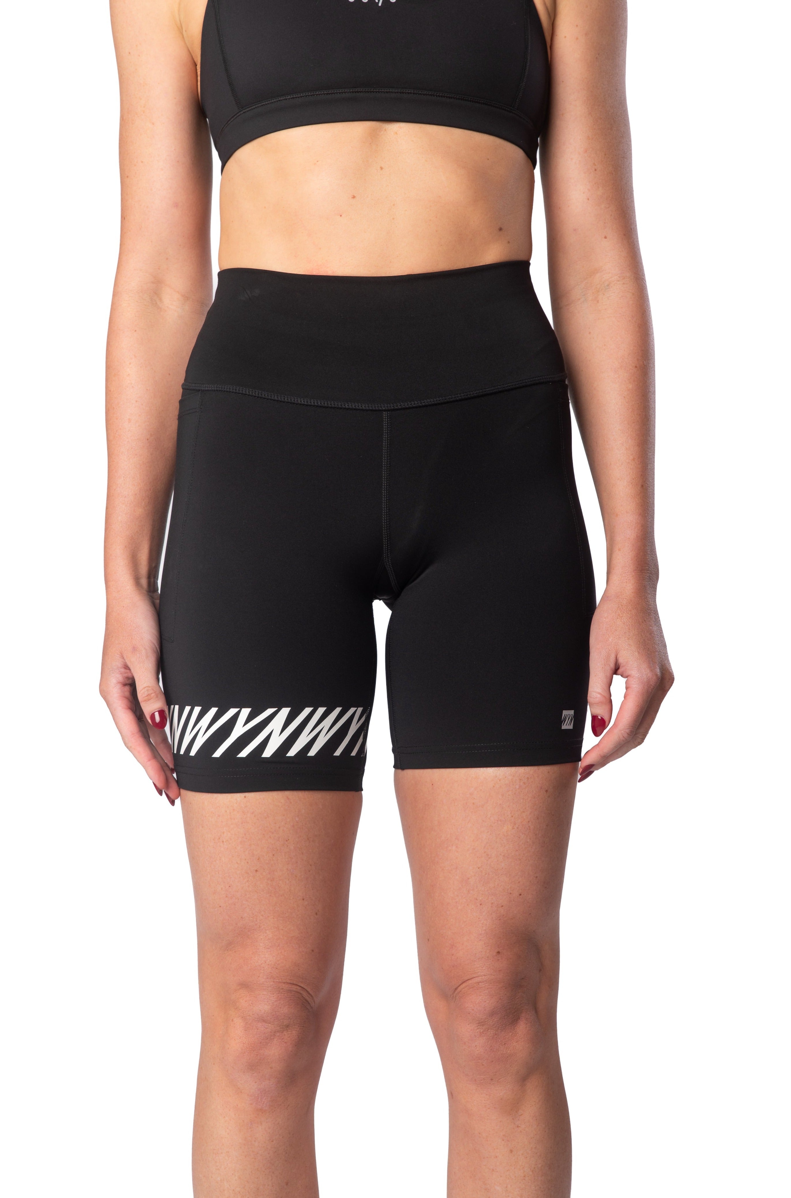 Women's WYN Active Stride Shorts 6" - Club