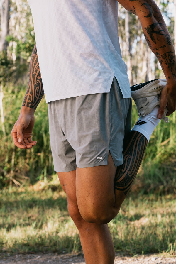 Men's Pace Short (5") - Platinum