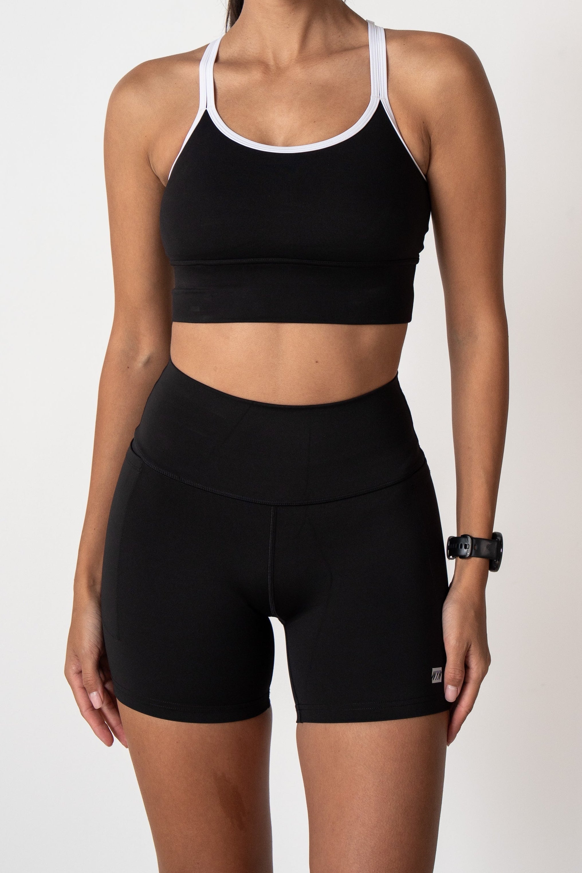 Women's Stride Shorts 4" - Black