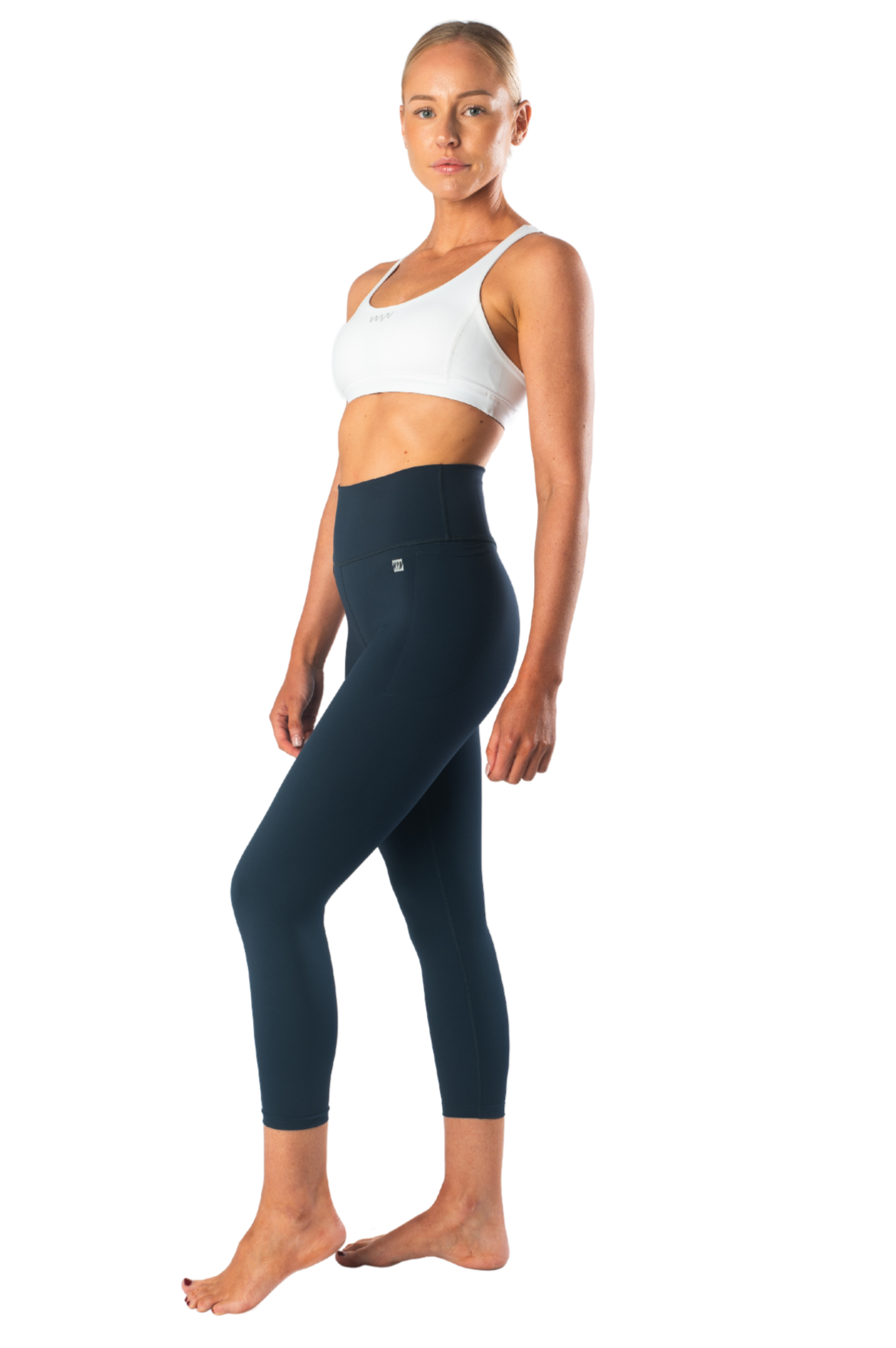 Women's WYN Active Flow And Go 7/8 Tights - Navy