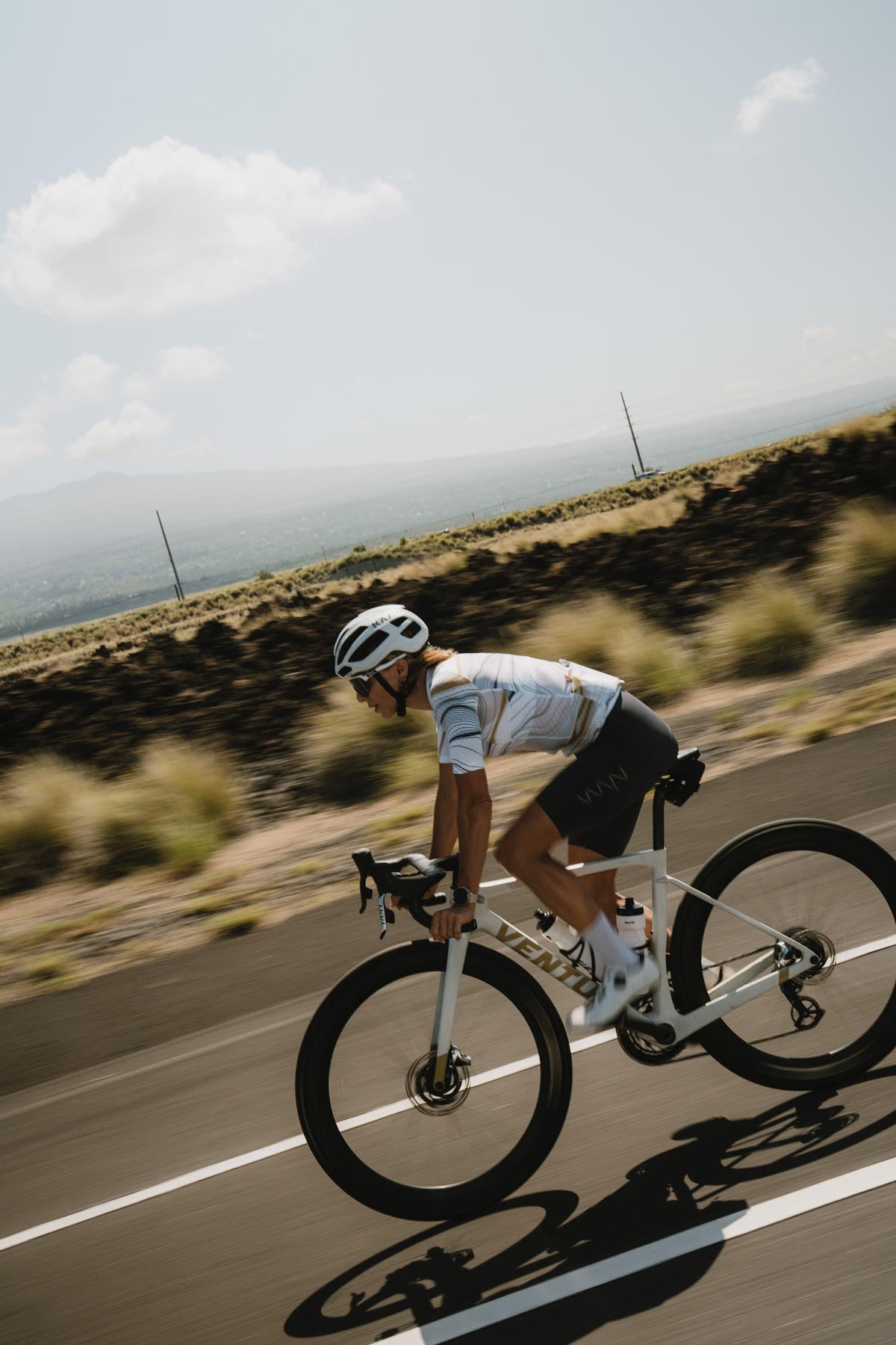 Women's LUCEO Pro Racer Cycling Jersey - WC26
